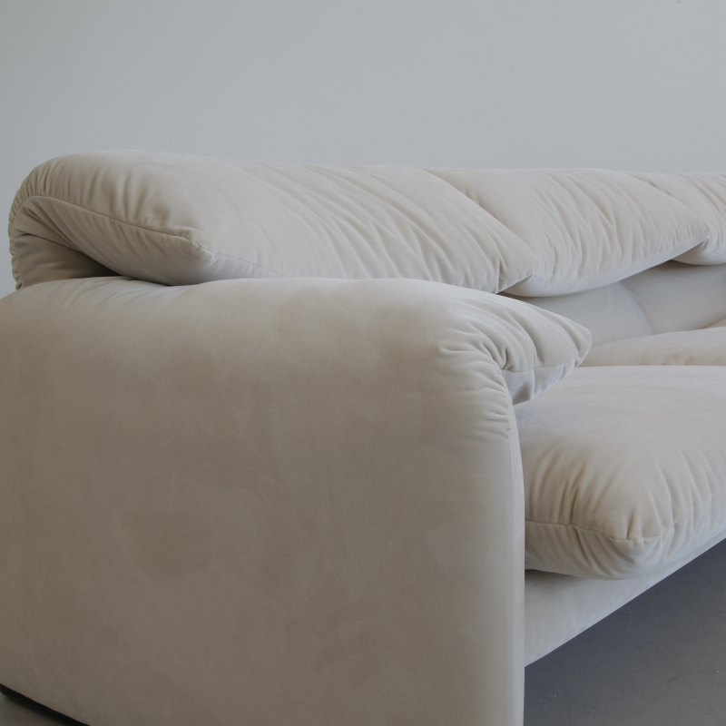 Three-Seat Sofa by Vico MAGISTRETTI for CASSINA 1973